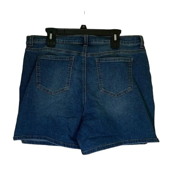 Gloria Vanderbilt All Around Slimming Amanda Jean Shorts Plus Size 18 - Picture 4 of 9